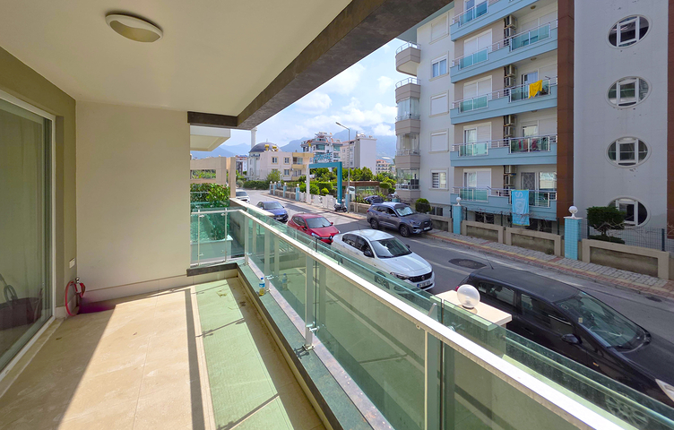 Апартаменты на первой береговой линии 1+1