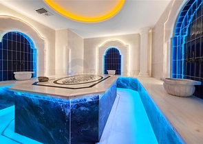 Современная меблированная квартира 1+1 в новом комплексе в центре Аланьи