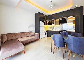 Современная меблированная квартира 1+1 в новом комплексе в центре Аланьи