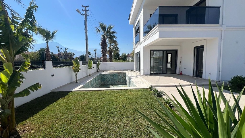 Виллы планировки 6+1 в районе Фетхие - Анталия 