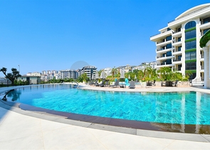 Просторная квартира 4+1 в отличной локации в Оба