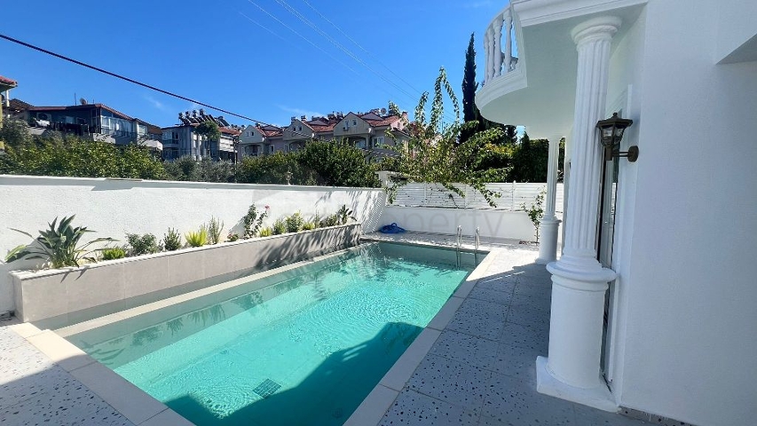 Вилла планировки 4+1 в районе Фетхие - Анталия 