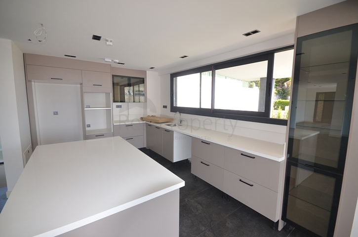 Вилла планировки 6+1 в районе Фетхие - Анталия 