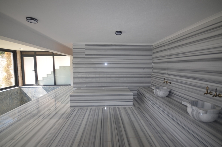 Вилла планировки 6+1 в районе Фетхие - Анталия 