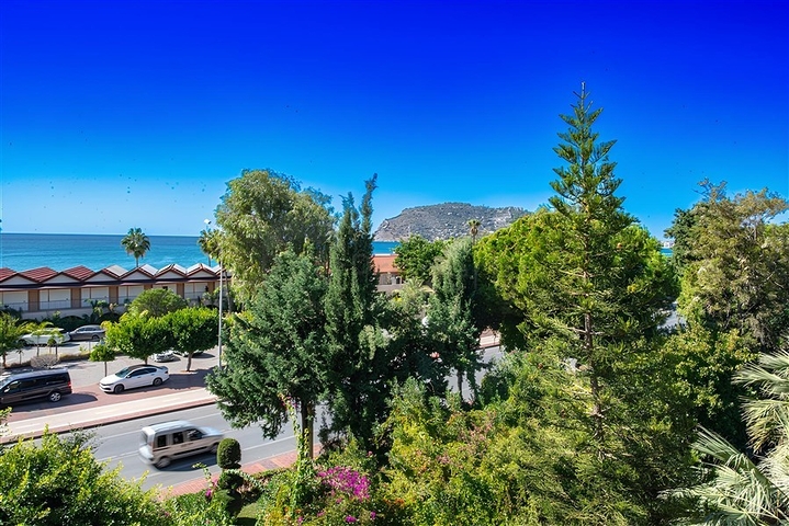 Эксклюзивные апартаменты планировкой 4+1 в уникальном комплексе центральной части Аланьи