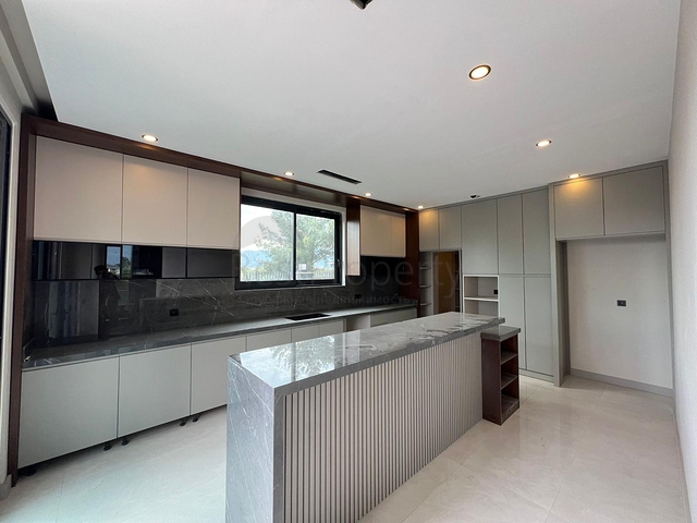 Вилла планировки 4+1 в районе Дошемеалты - Анталия 