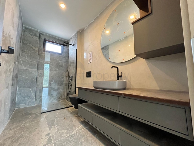 Вилла планировки 4+1 в районе Дошемеалты - Анталия 