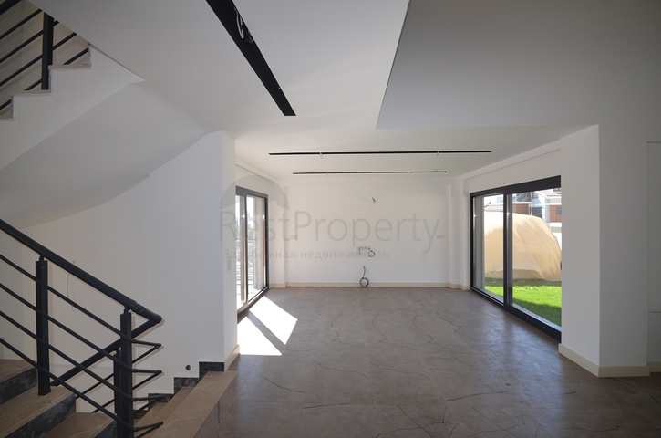 Вилла планировки 5+1 в районе Фетхие - Анталия 