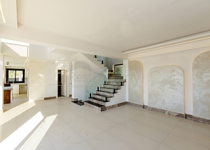 Вилла планировки 6+1 в районе Фетхие - Анталия 