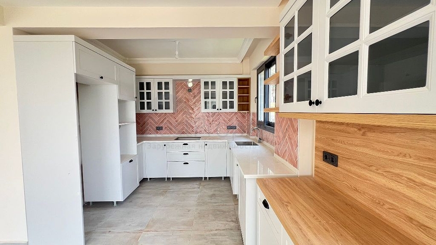 Вилла планировки 4+1 в районе Фетхие - Анталия 