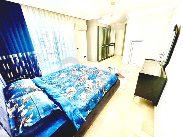 Пентхаус 3+1 в районе Оба