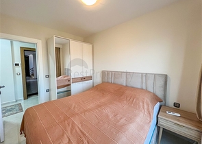 Трехкомнатная меблированная квартира в районе Махмутлар 