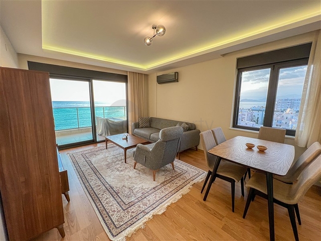 Видовая квартира 2+1 в комплексе на первой линии 