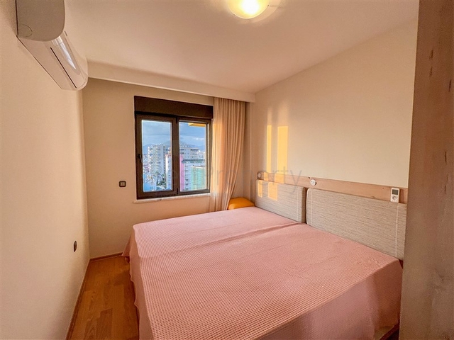 Видовая квартира 2+1 в комплексе на первой линии 