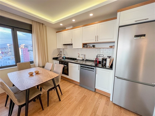 Видовая квартира 2+1 в комплексе на первой линии 