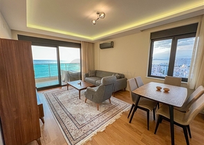 Видовая квартира 2+1 в комплексе на первой линии 