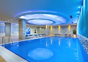 Двухкомнатная квартира в жилом комплексе на Клеопатре 