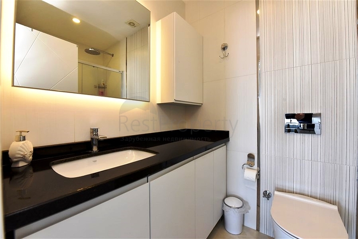 Трехкомнатная квартира с панорамным видом на море