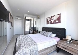 Трехкомнатная квартира с панорамным видом на море