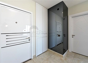 Трехкомнатная квартира с панорамным видом на море