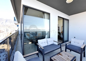 Трехкомнатная квартира с панорамным видом на море