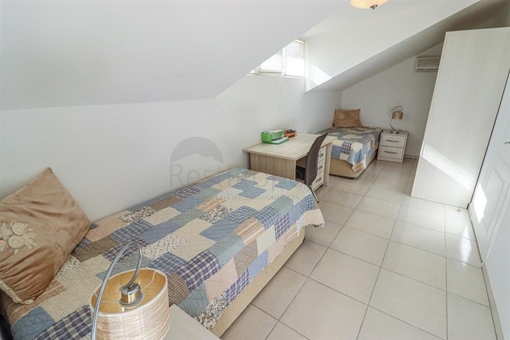 Продается пентхаус 3+1 в районе Конаклы