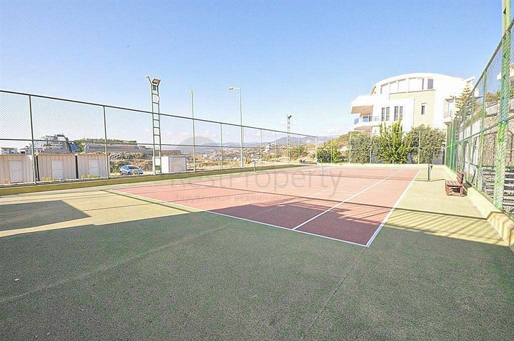 Продается пентхаус 3+1 в районе Конаклы