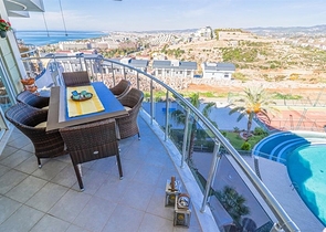 Продается пентхаус 3+1 в районе Конаклы