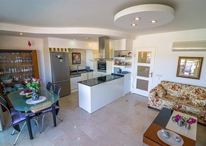 Продается пентхаус 3+1 в районе Конаклы