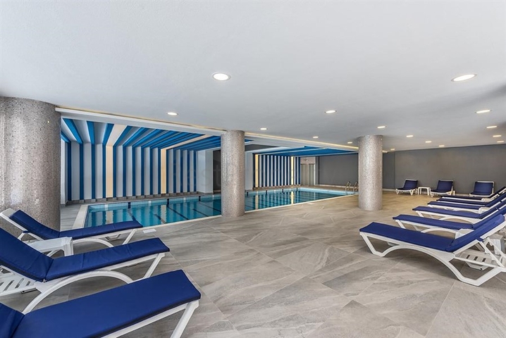 Огромная видовая квартира 3+1 на первой береговой линии