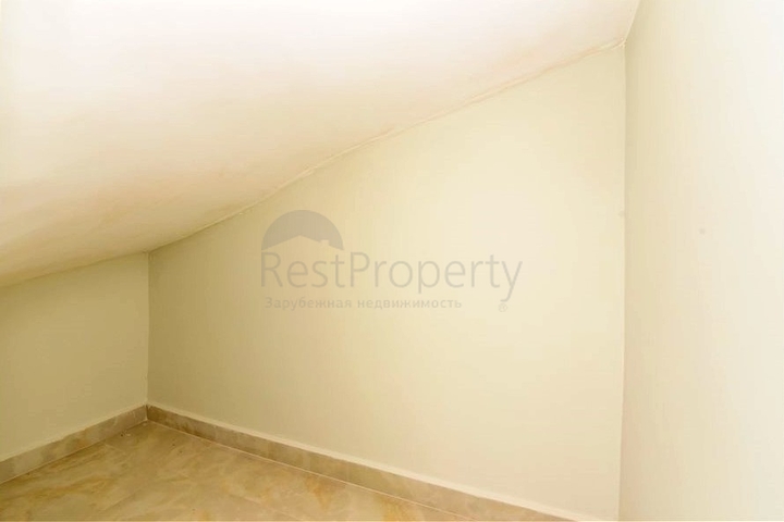 Огромная видовая квартира 3+1 на первой береговой линии