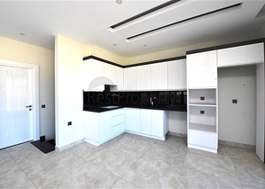 Огромная видовая квартира 3+1 на первой береговой линии