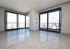 Огромная видовая квартира 3+1 на первой береговой линии