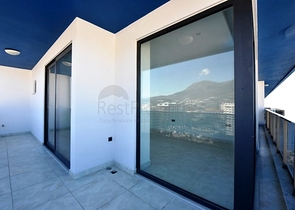 Огромная видовая квартира 3+1 на первой береговой линии