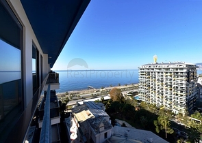 Огромная видовая квартира 3+1 на первой береговой линии