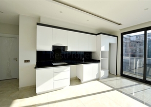 Квартира 2+1 с панорамным видом на море в районе Махмутлар