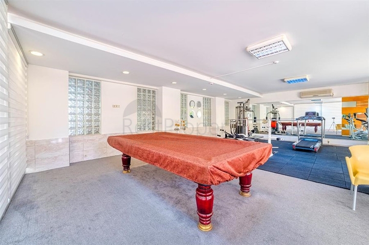 Пентхаус с видом на крепость в районе Джикджилли