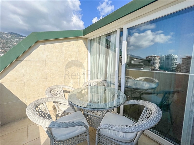 Пентхаус с видом на крепость в районе Джикджилли