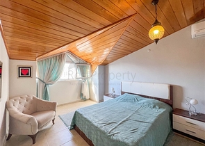 Пентхаус с видом на крепость в районе Джикджилли