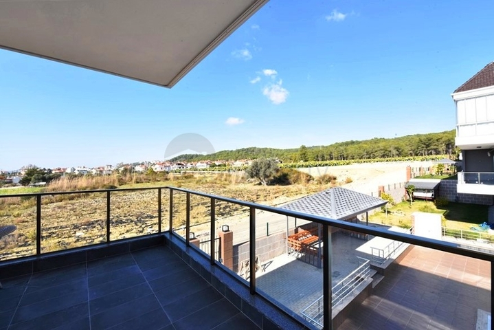 Новая квартира 2+1 с видом на море в Авсалларе