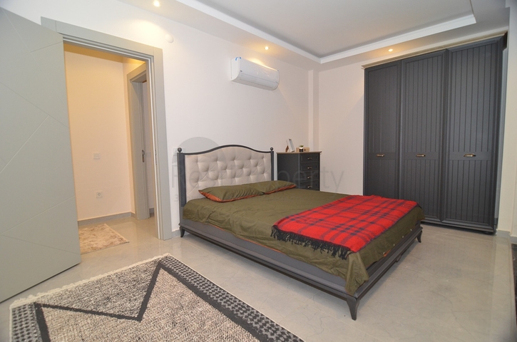 Шикарный садовый дуплекс 3+1 в районе Оба 