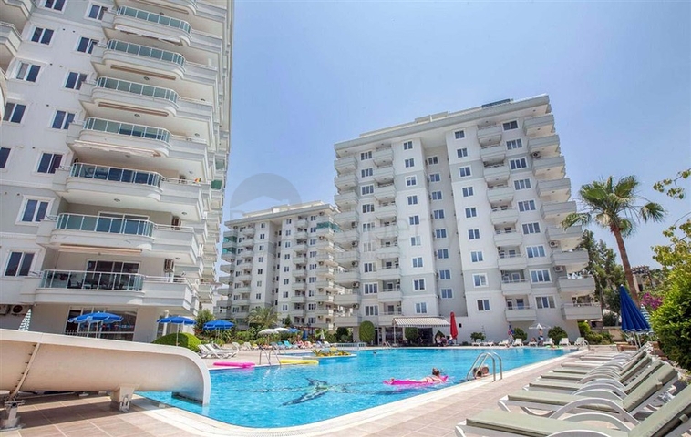 Трехкомнатная квартира в районе Тосмур