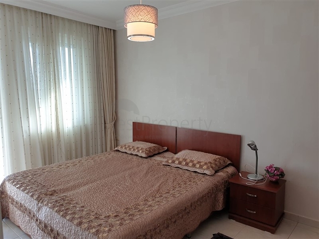 Трехкомнатная квартира в районе Тосмур