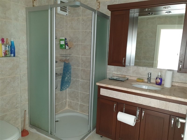 Трехкомнатная квартира в районе Тосмур