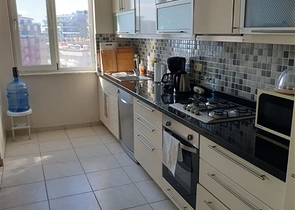 Трехкомнатная квартира в районе Тосмур