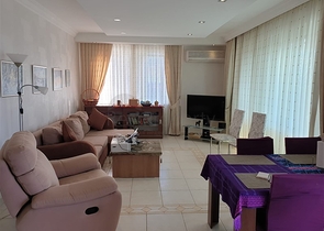 Трехкомнатная квартира в районе Тосмур