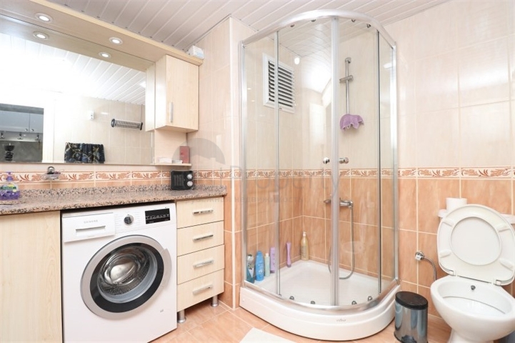 Трехкомнатная квартира в районе пляжа Клеопатры