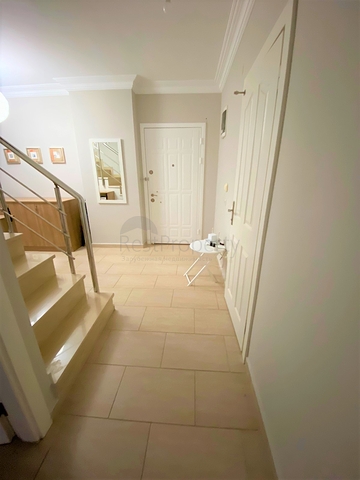 Пентхаус 4+1 в районе Оба