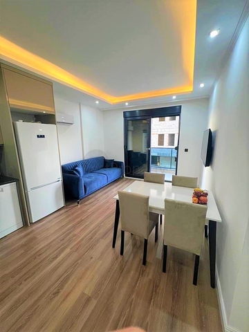 Меблированная двухкомнатная квартира в 700 м от моря в Газипаша