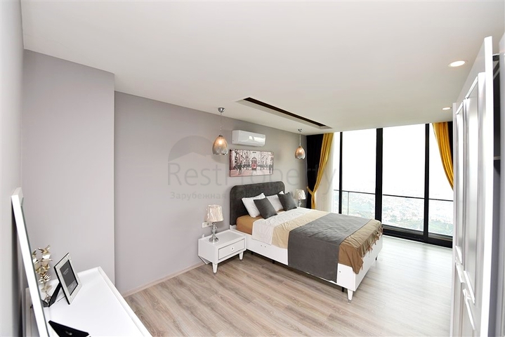 Вилла планировки 5+1 в центральном районе Алании